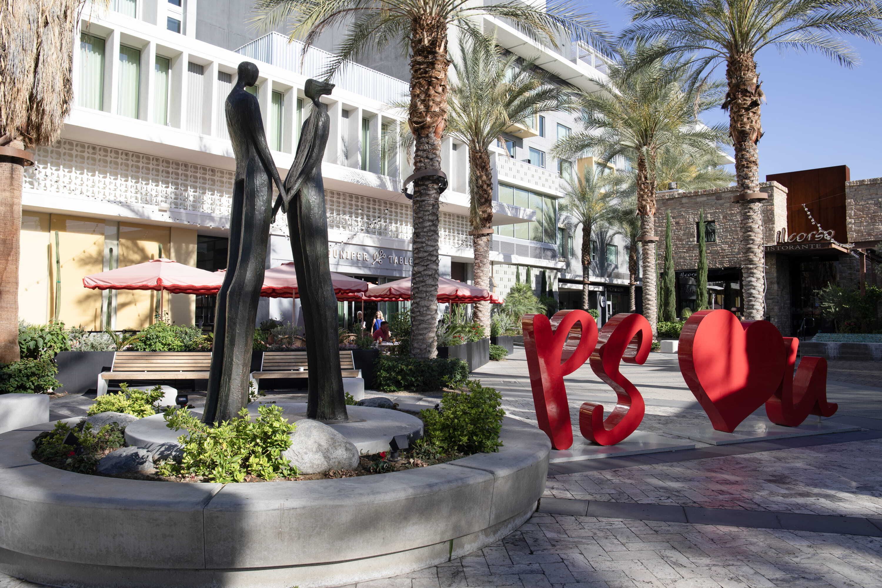 New public sculptures in Palm Springs
